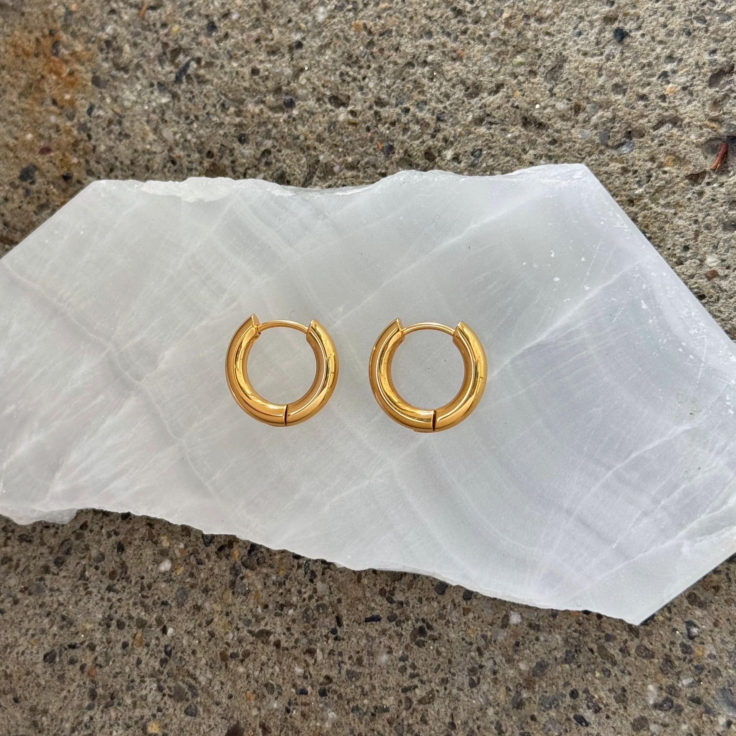 10MM GOLD THICK HOOP MINI earrings