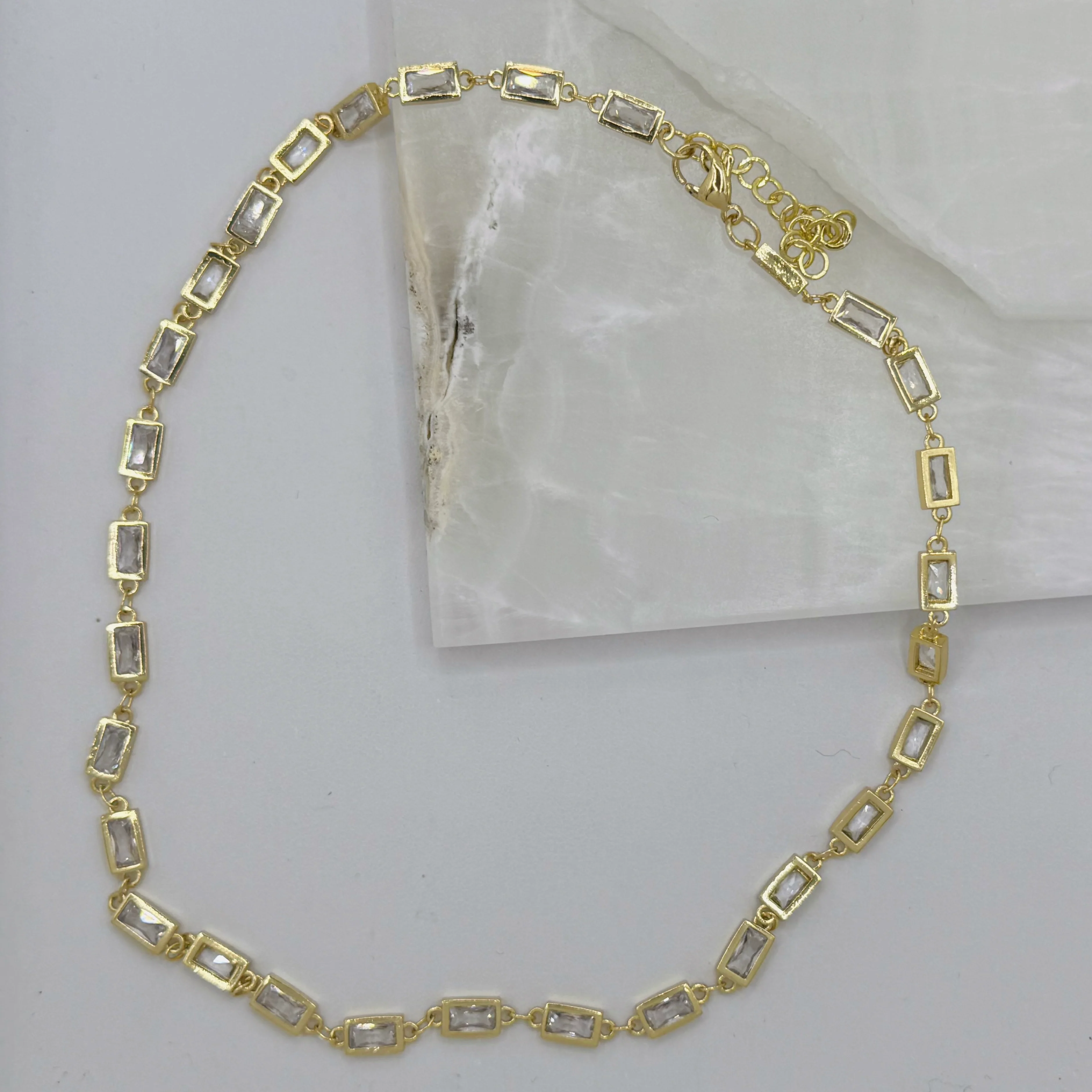 GOLD CRYSTAL BAGUETTE BEZEL necklace - Image 2