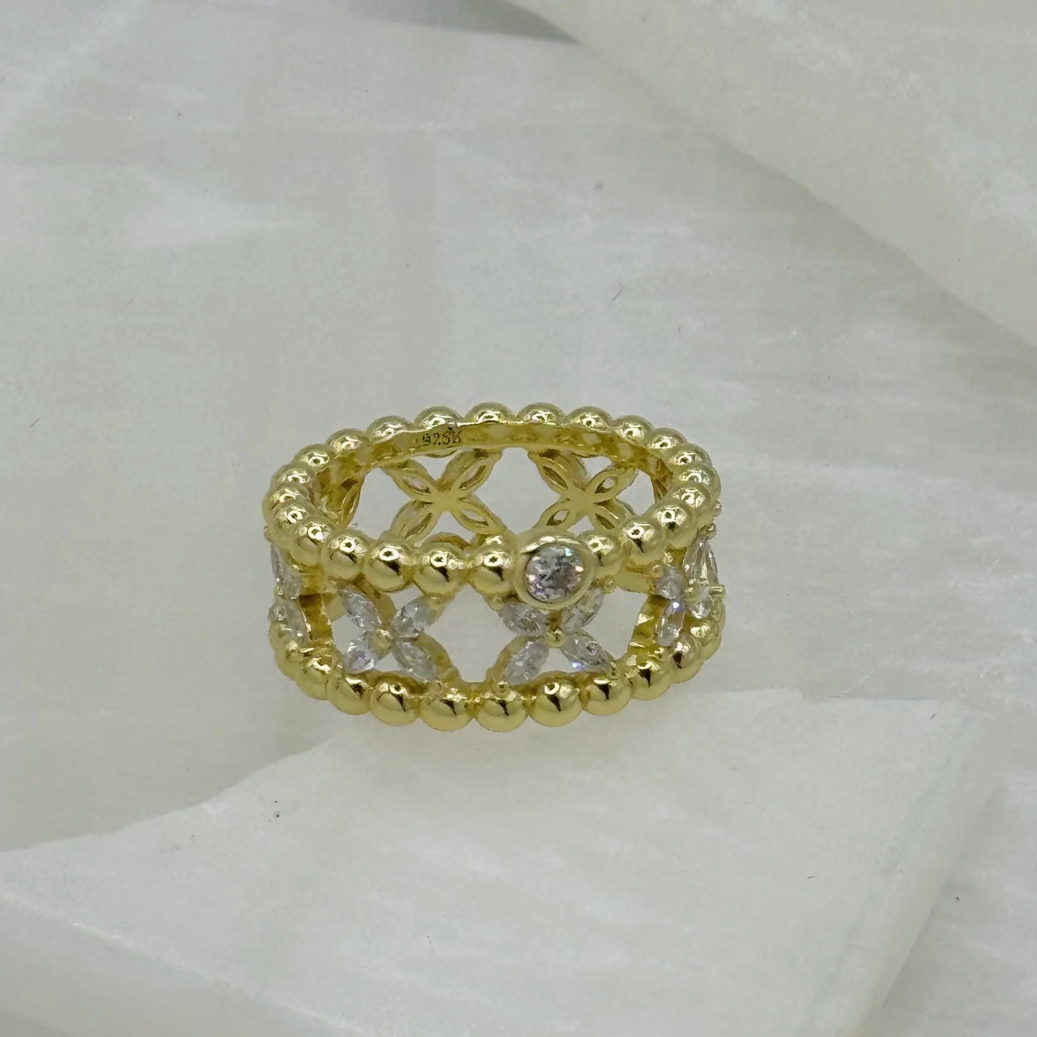 GOLD CRYSTAL FLOWER BEADED ring - Image 3