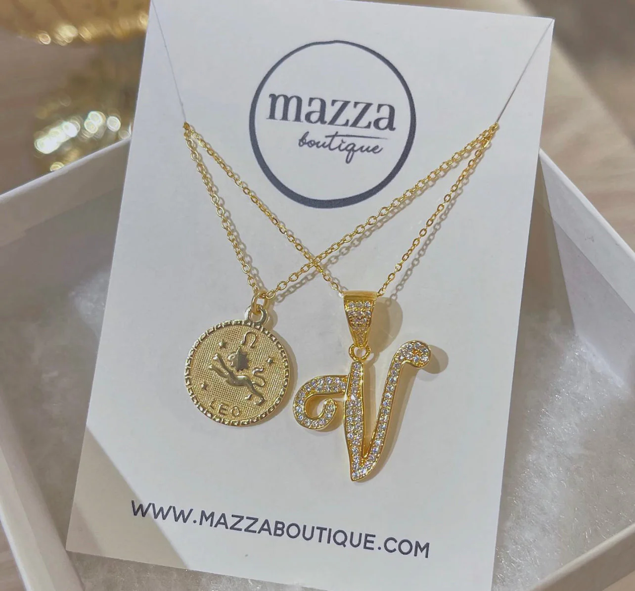 GOLD CRYSTAL CURSIVE INITIAL necklace - Image 4