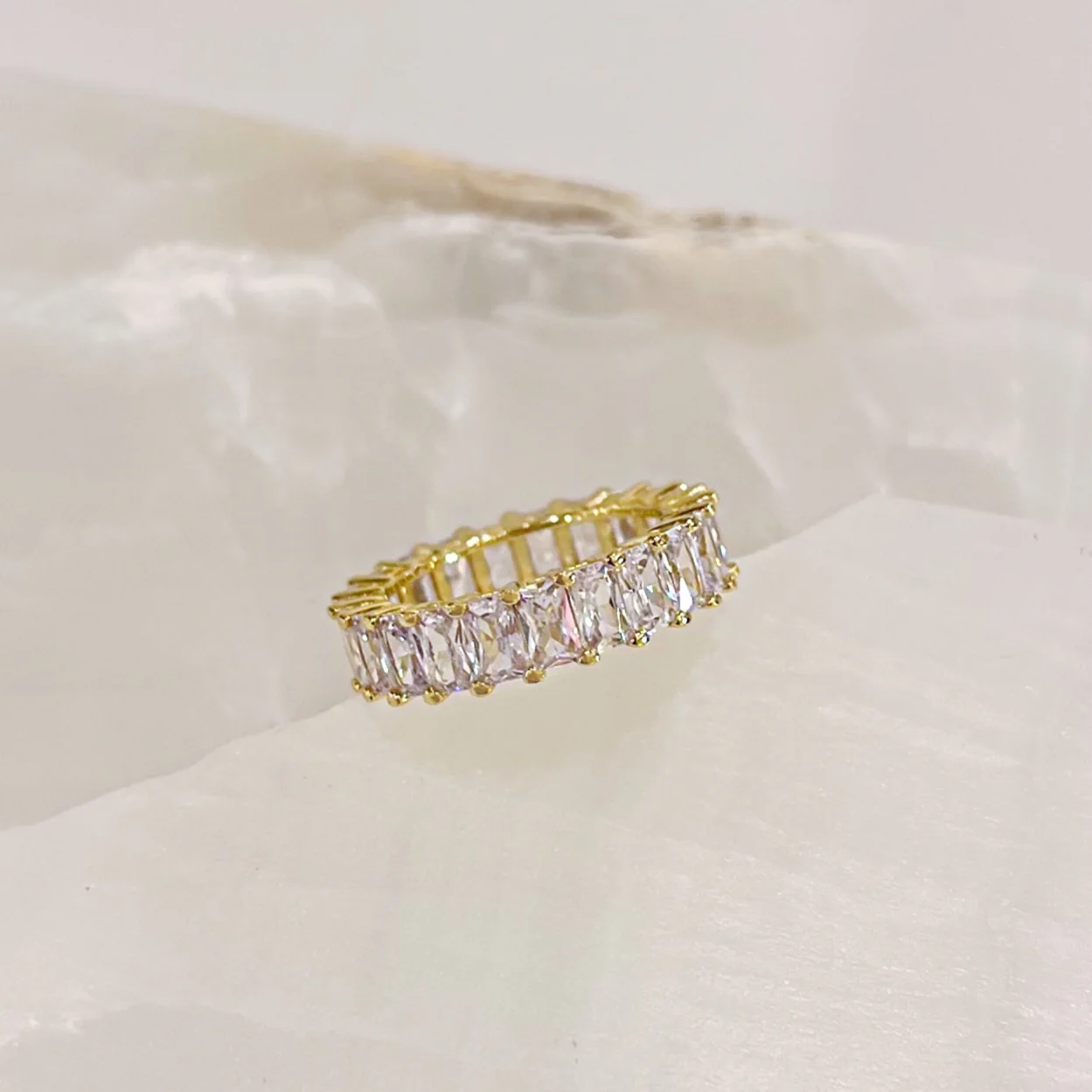 GOLD CRYSTAL BAGUETTE ring