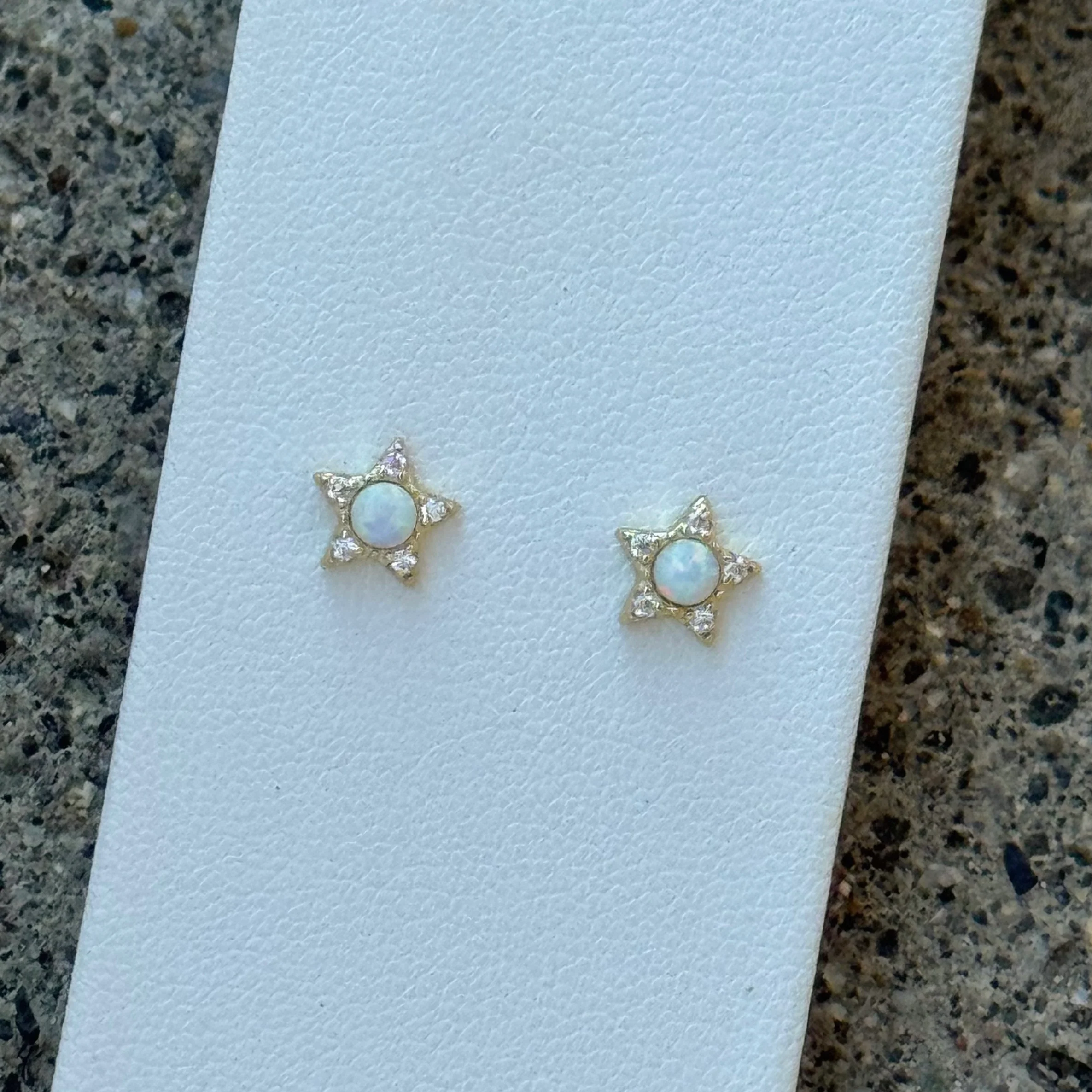 GOLD OPAL STAR STUD earrings - Image 2
