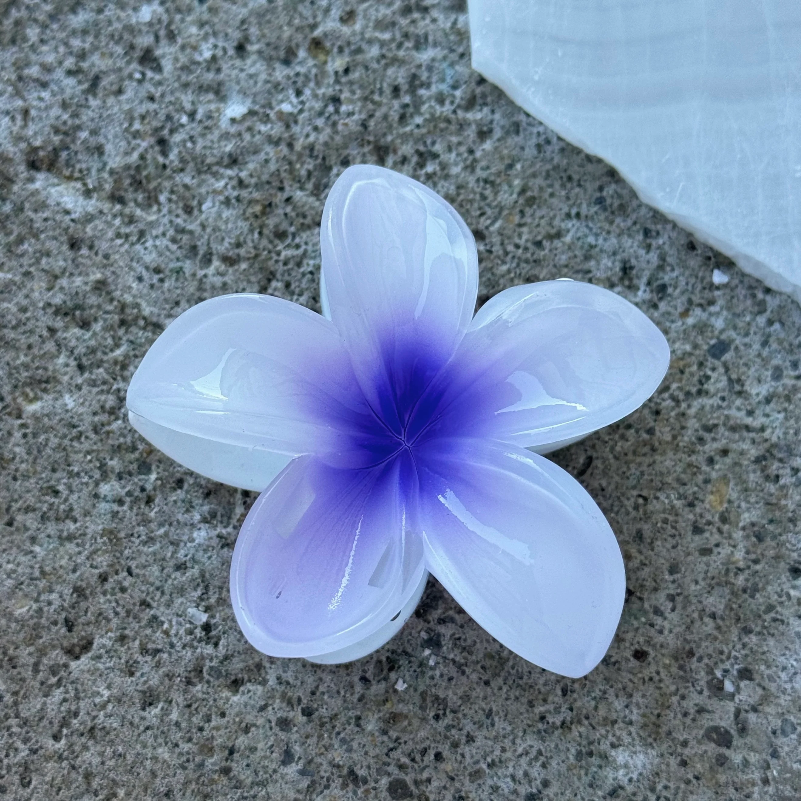 PURPLE FLOWER HAIR CLIP