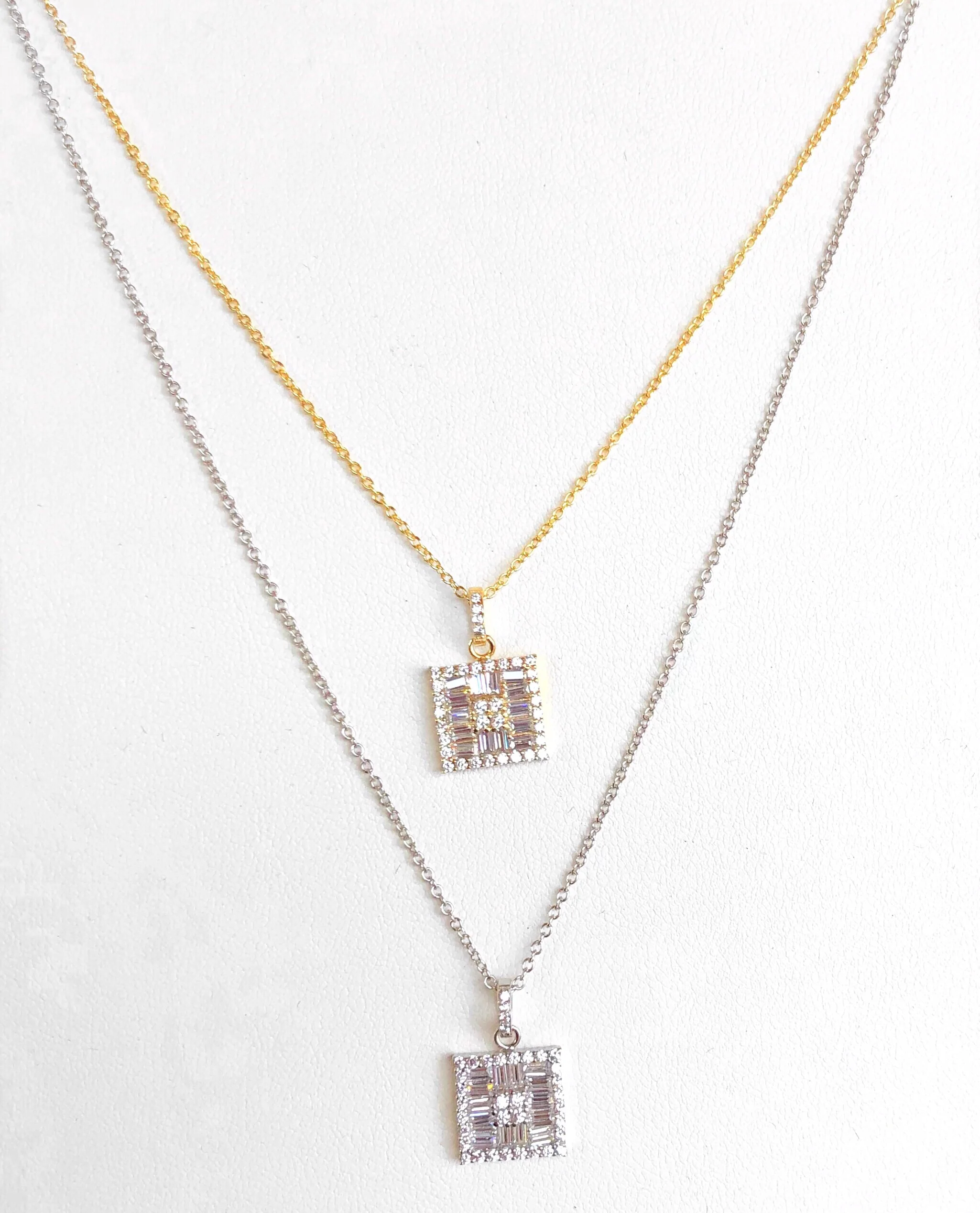SQUARE BAGUETTE necklace - Image 2