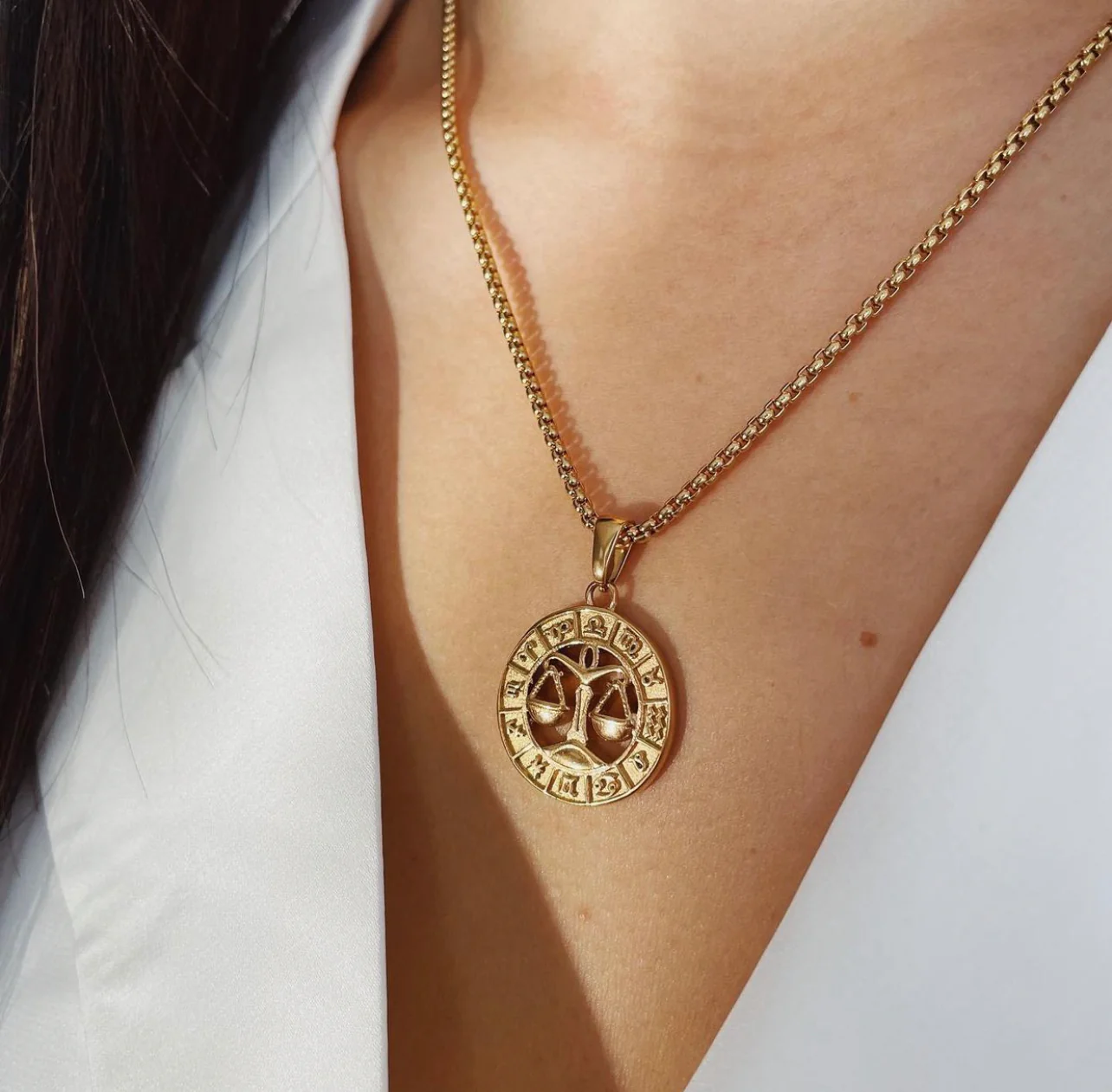 GOLD ZODIAC MEDALLION necklace - Image 3