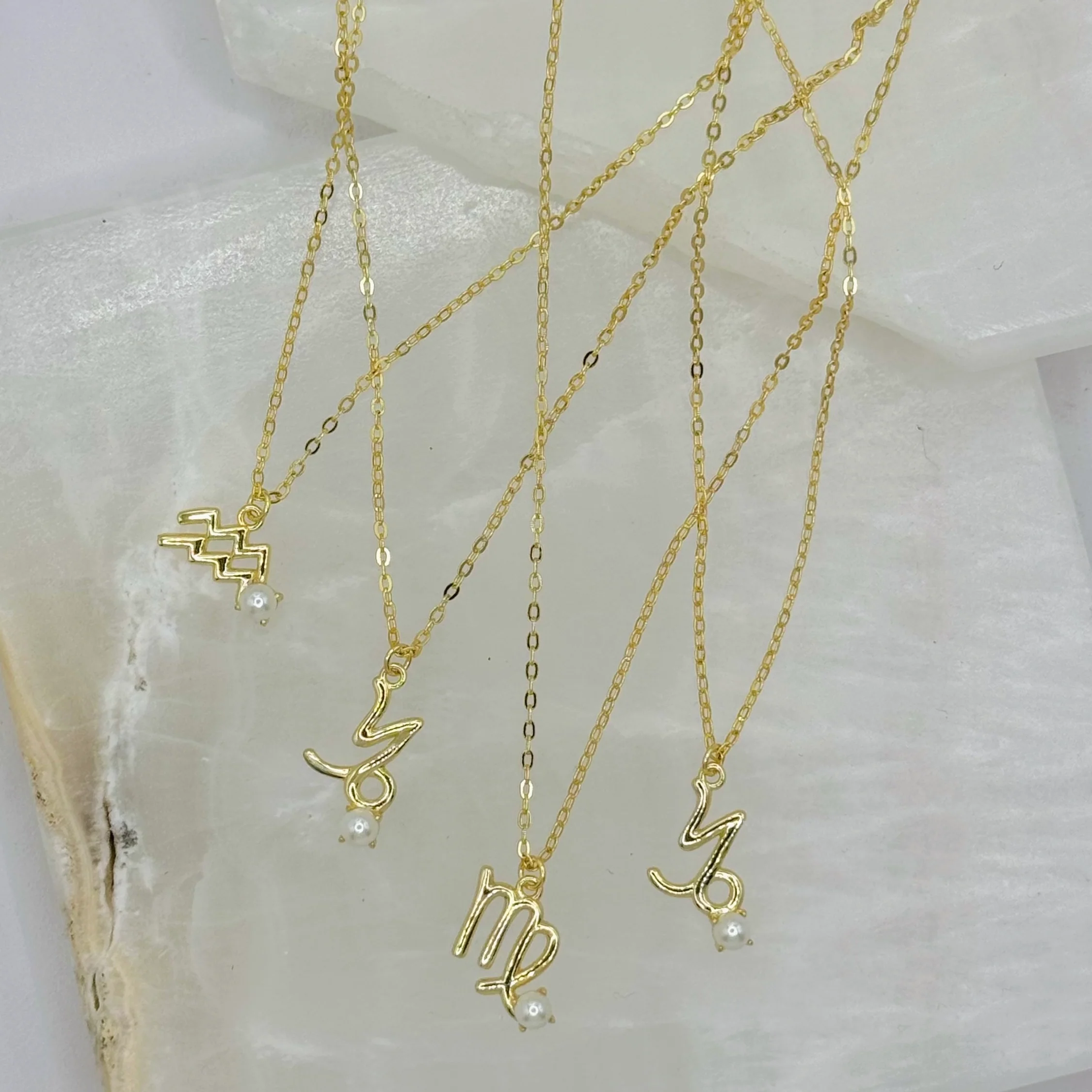 GOLD ZODIAC PEARL MINI necklace - Image 2